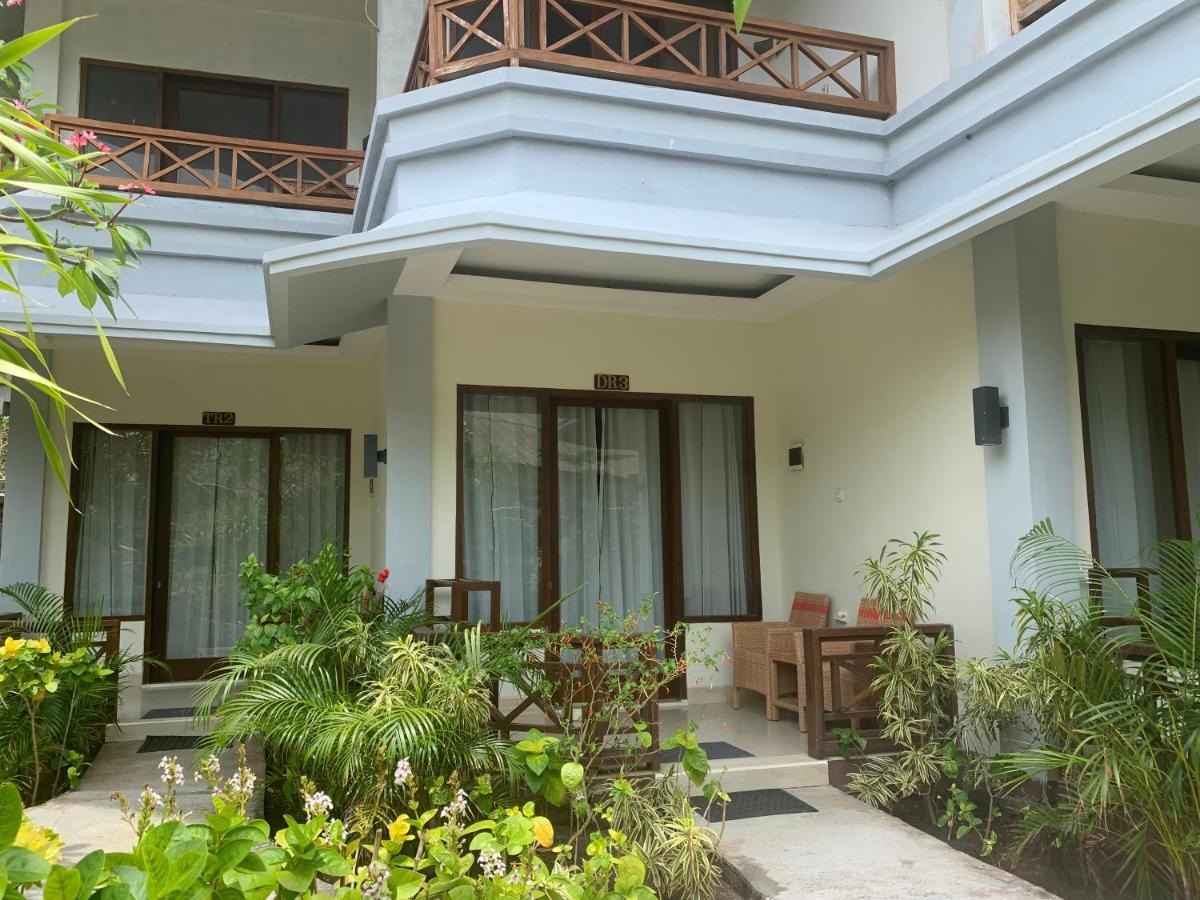 Coral Beach 2 Bungalow Gili Trawangan Exterior foto