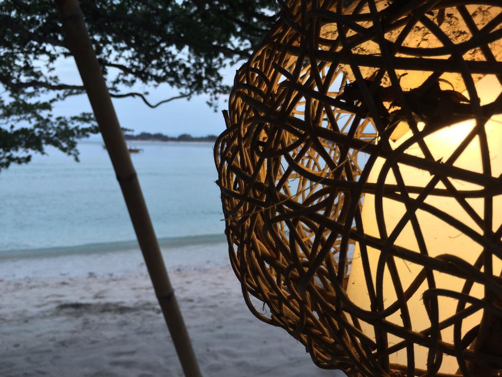Coral Beach 2 Bungalow Gili Trawangan Exterior foto