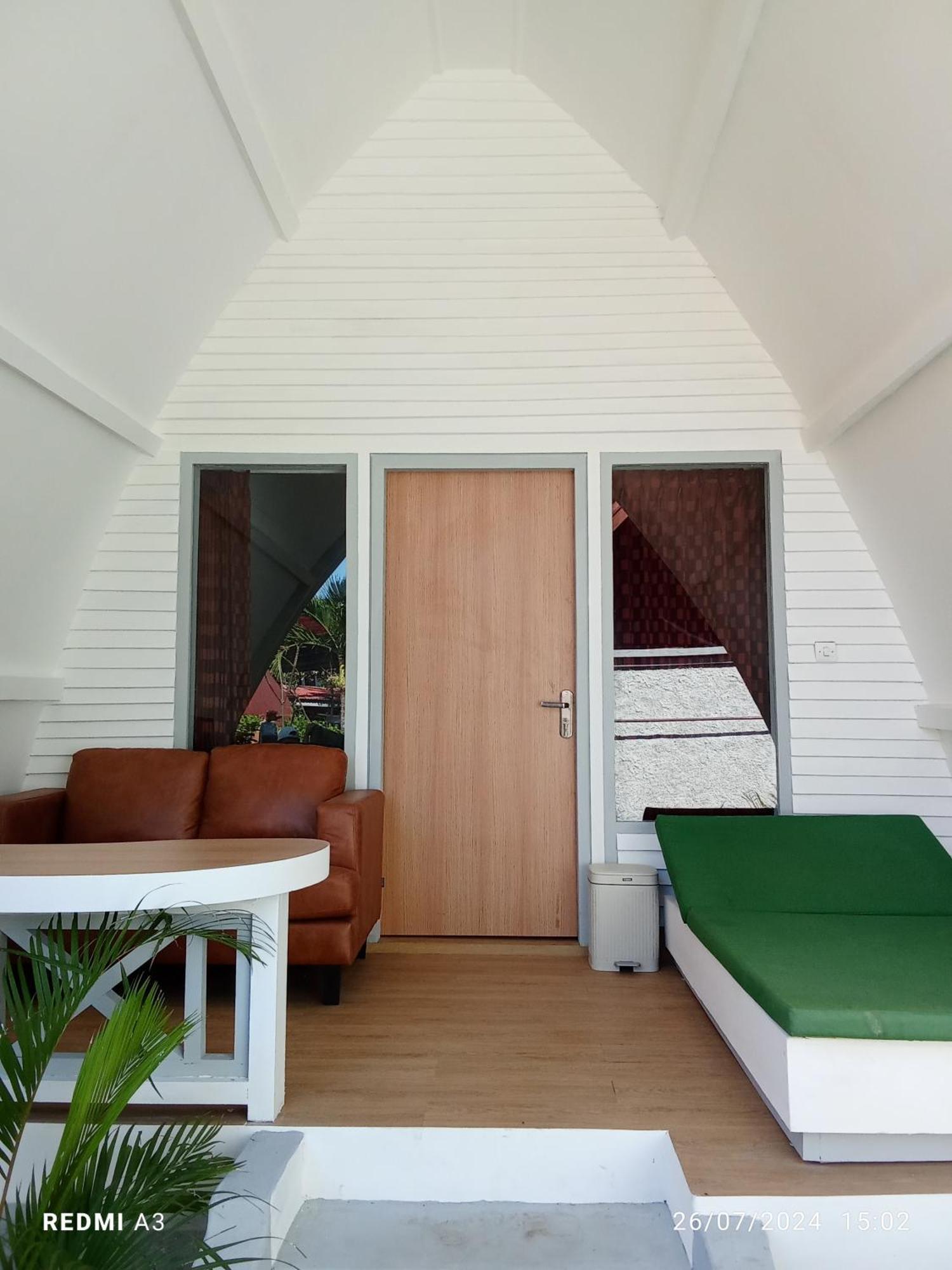 Coral Beach 2 Bungalow Gili Trawangan Exterior foto