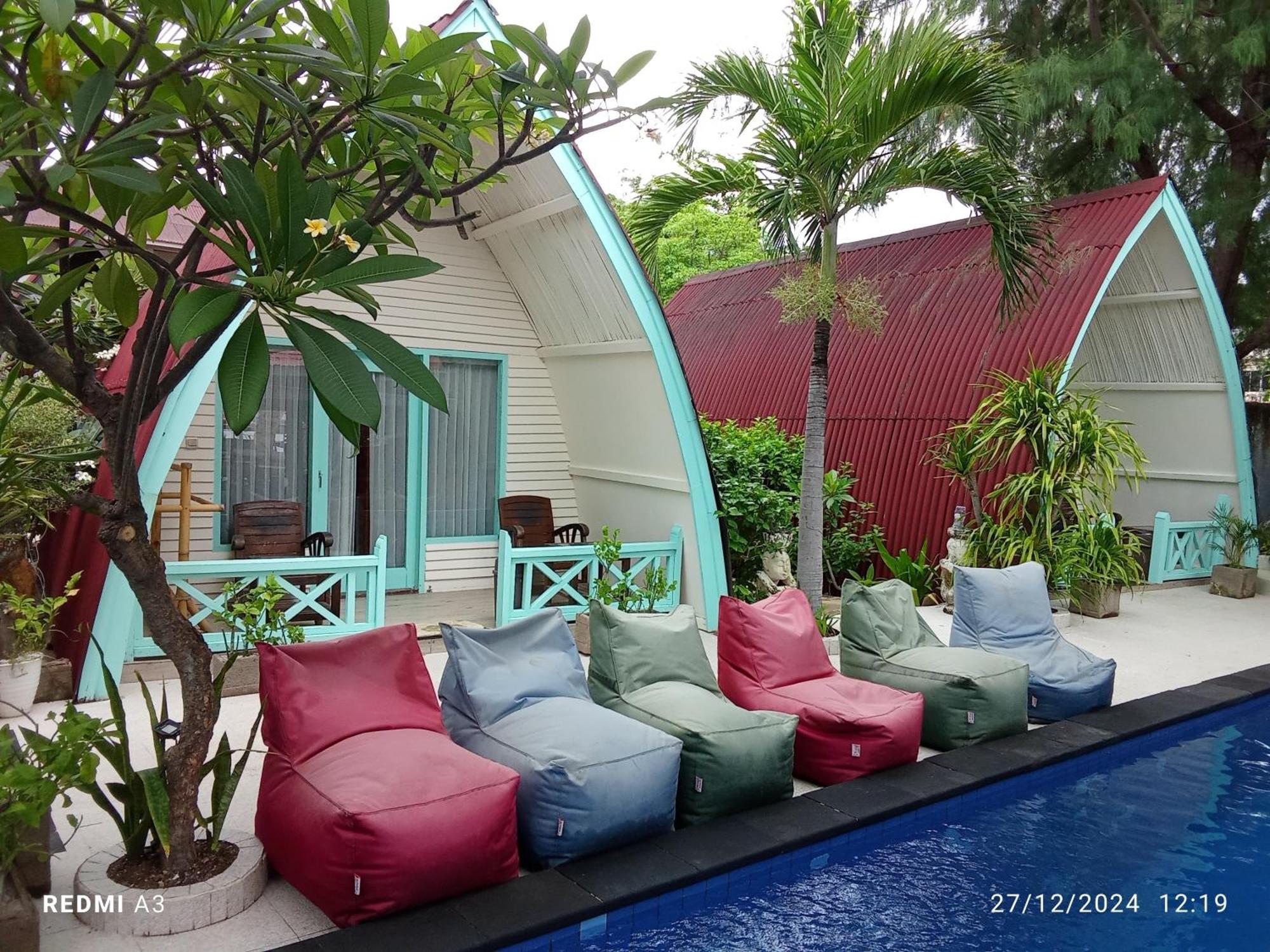 Coral Beach 2 Bungalow Gili Trawangan Exterior foto