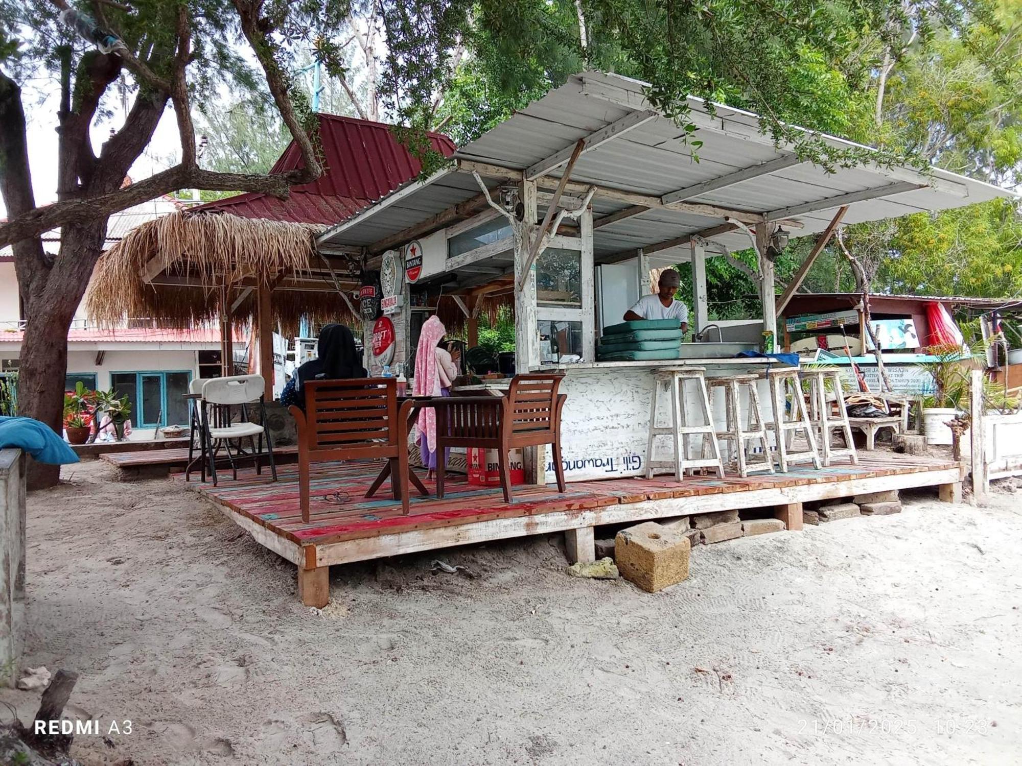 Coral Beach 2 Bungalow Gili Trawangan Exterior foto