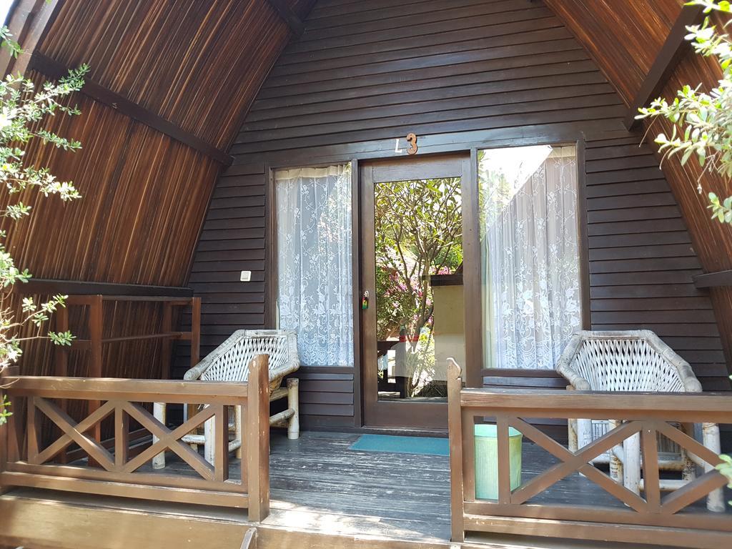 Coral Beach 2 Bungalow Gili Trawangan Exterior foto