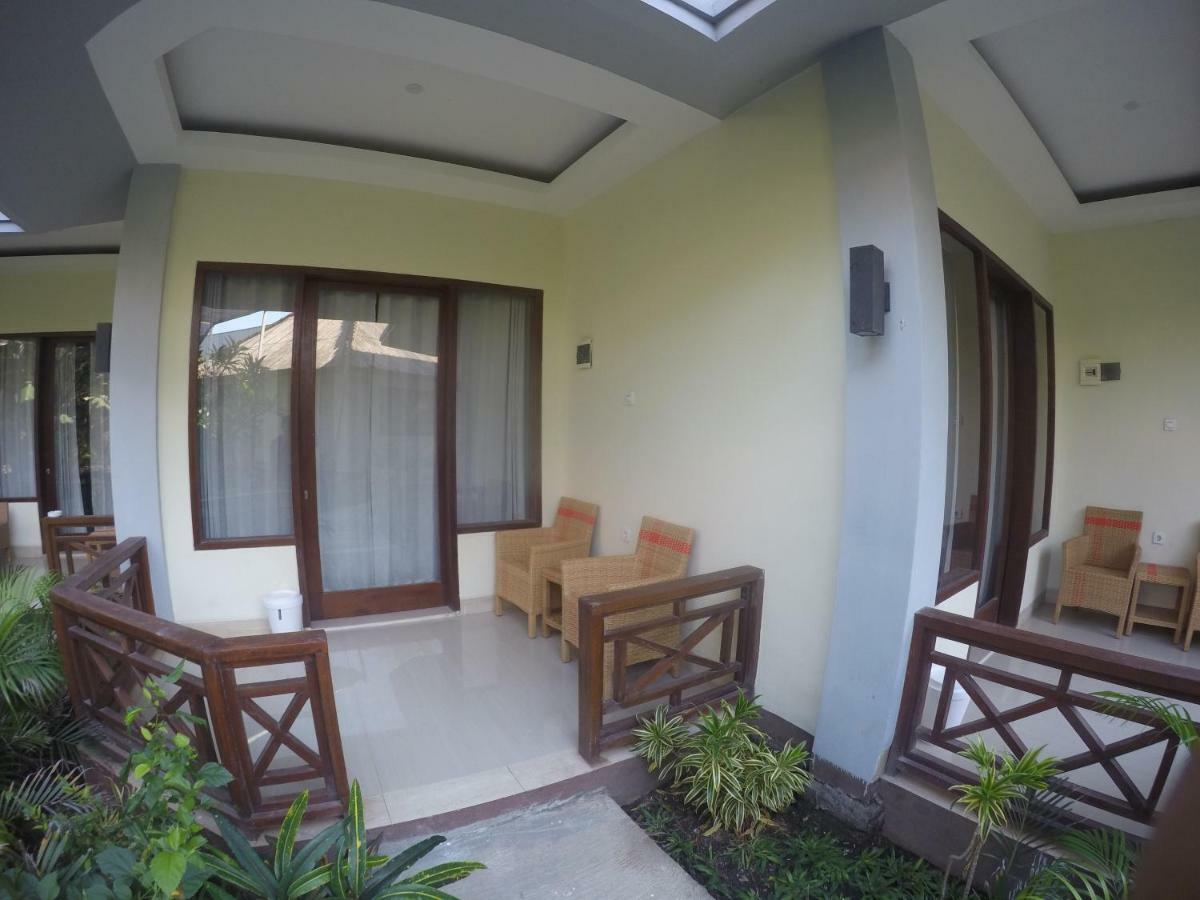 Coral Beach 2 Bungalow Gili Trawangan Exterior foto