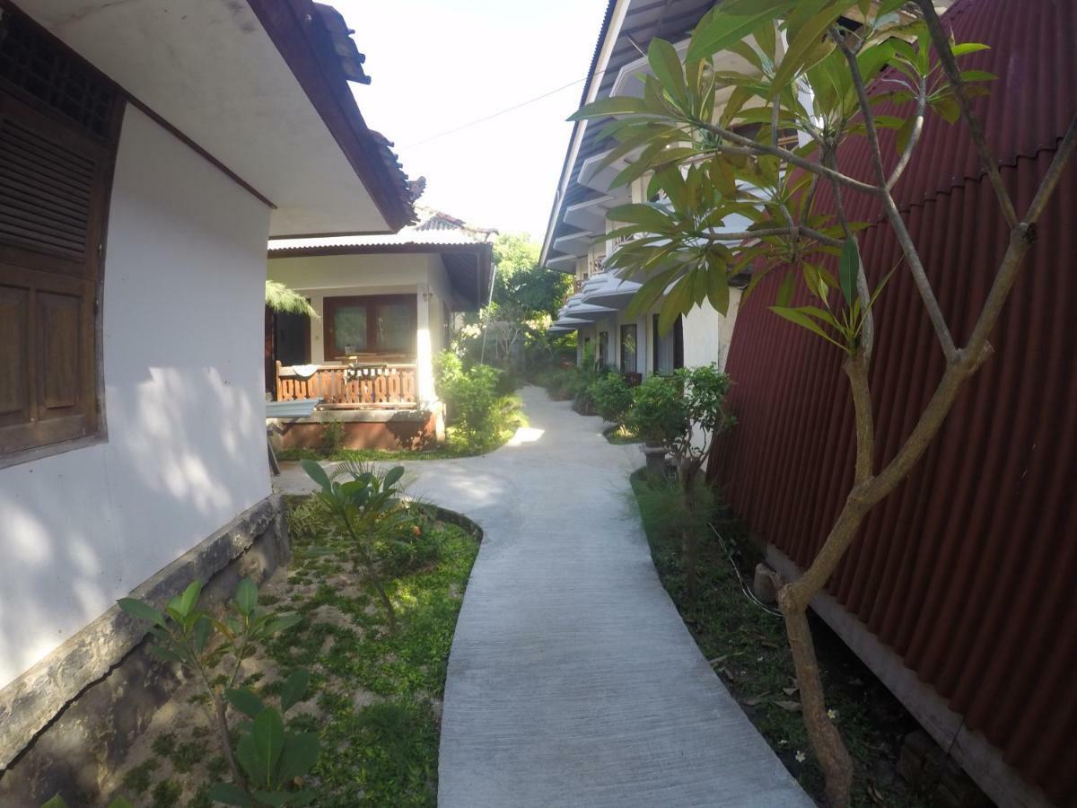 Coral Beach 2 Bungalow Gili Trawangan Exterior foto